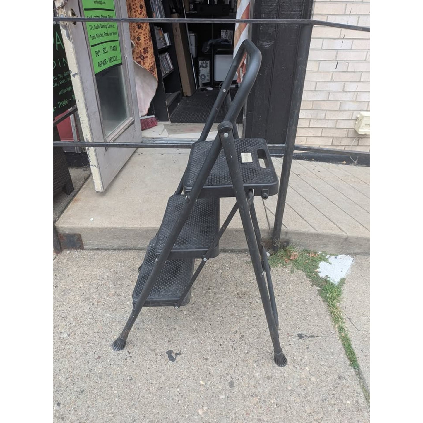 HBTower Folding Step Stool