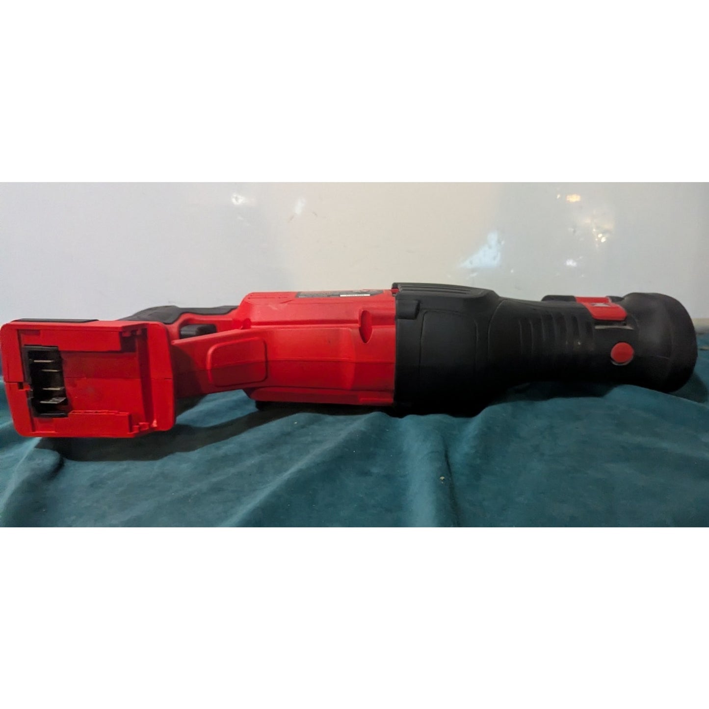 Bauer 20V Brushless Variable Speed Reciprocating Saw w/ Battery & Rapid Charger