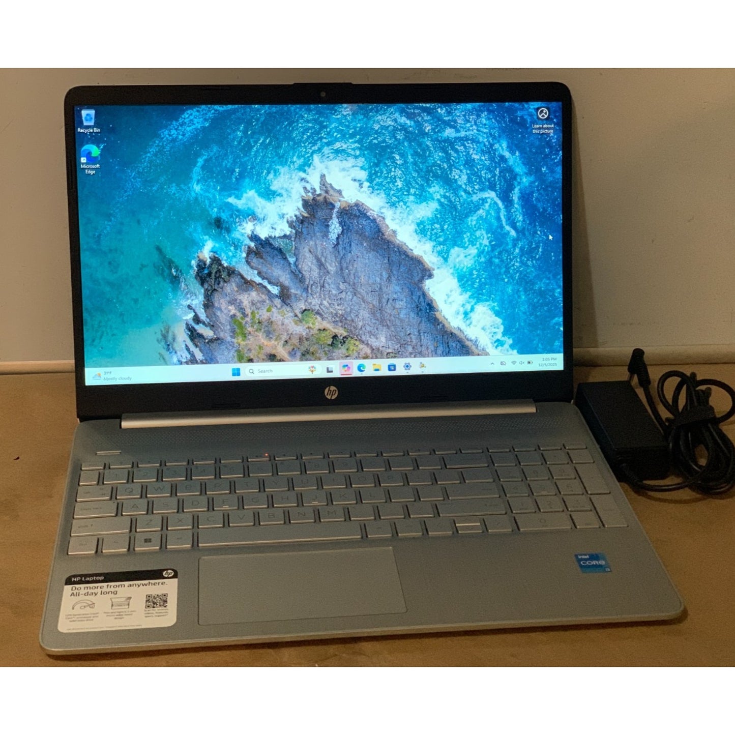 HP 15-DY5033DX Intel Core i3-1215U 1.2GHz 8GB RAM 256GB SSD 15.6" Touchscreen