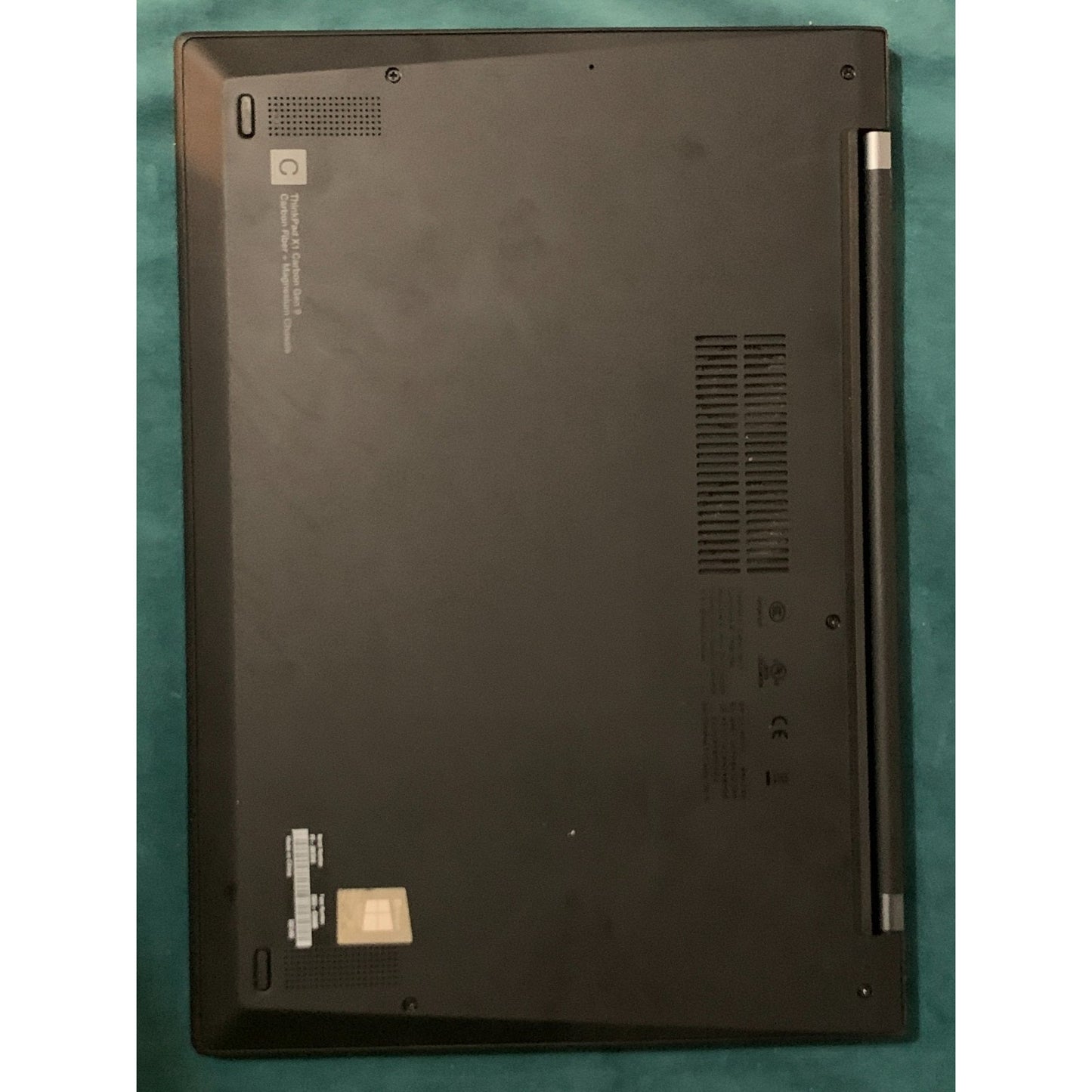 Lenovo ThinkPad X1 Carbon Gen 9, i5-1145G7, 16GB, 1TB SSD, Win 11