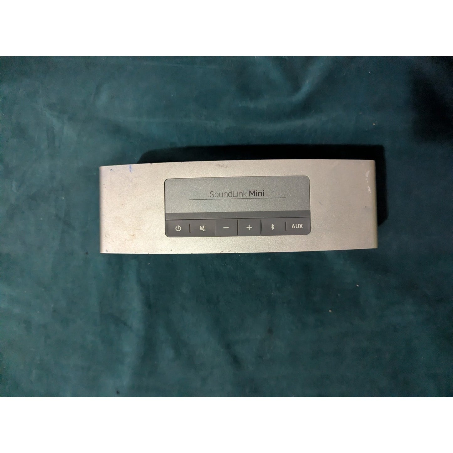 Bose SoundLink Mini Bluetooth Speaker Silver With Dock & Power Cord