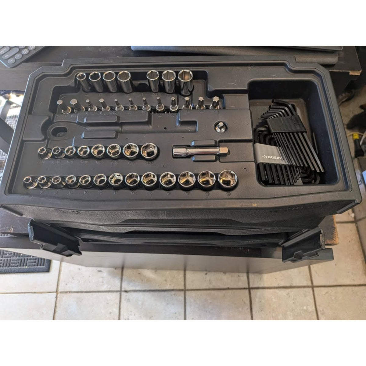 119 Piece Mechanic Tool Set / 1/2 to 3/8 to 1/4