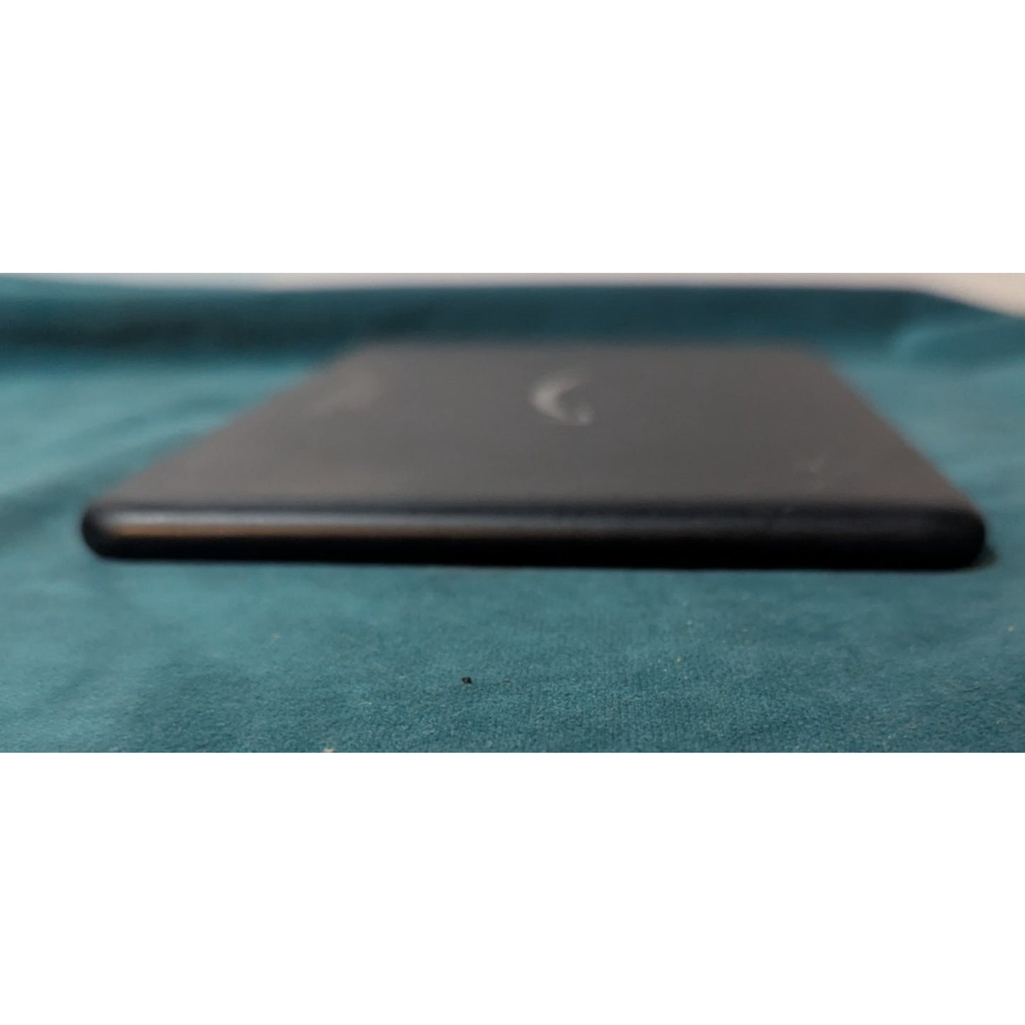 Amazon Fire HD 8 (12th Gen) R2SP8T