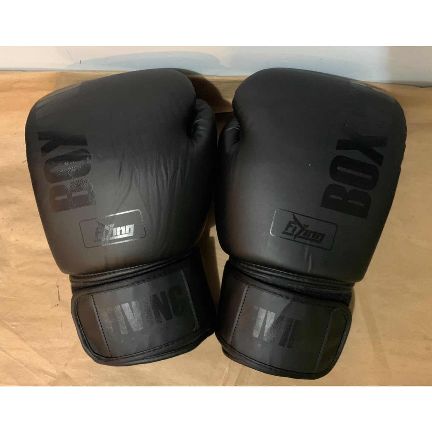 FIVING Boxing Kickboxing Muay Thai MMA Heavy Bag Training Gloves_10oz