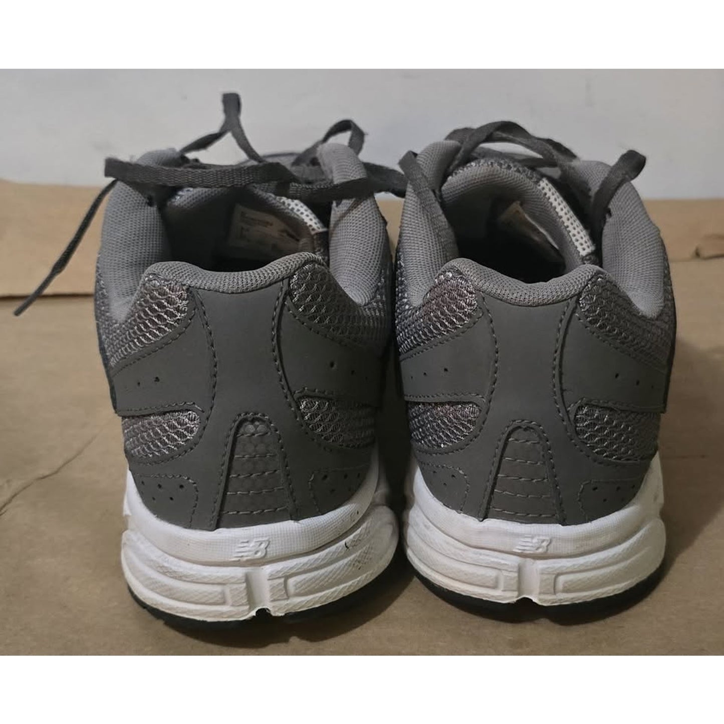 NewBalance 401 Running Shoes / 9.5M /