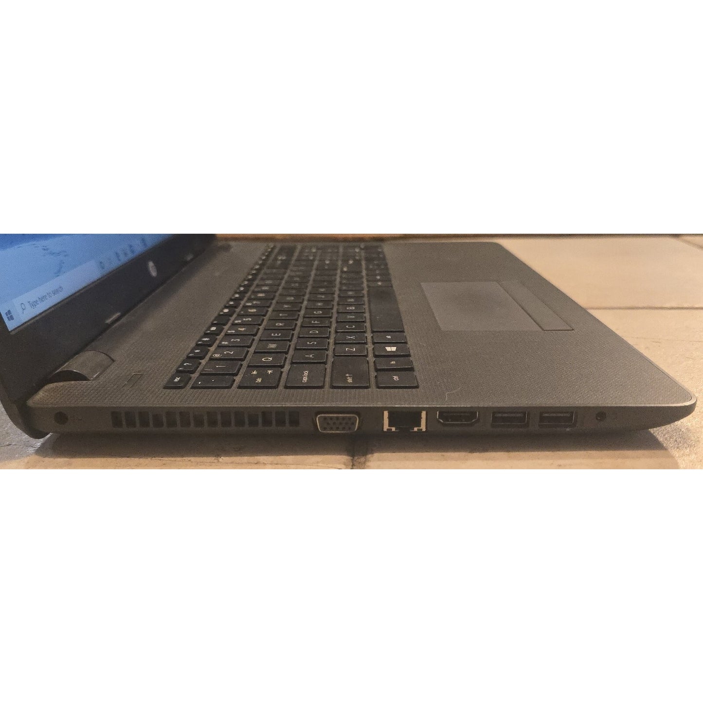 HP 15-3168ngw Laptop AMD E2-9000e RADEON R2 4GB RAM 500GB HDD 2242