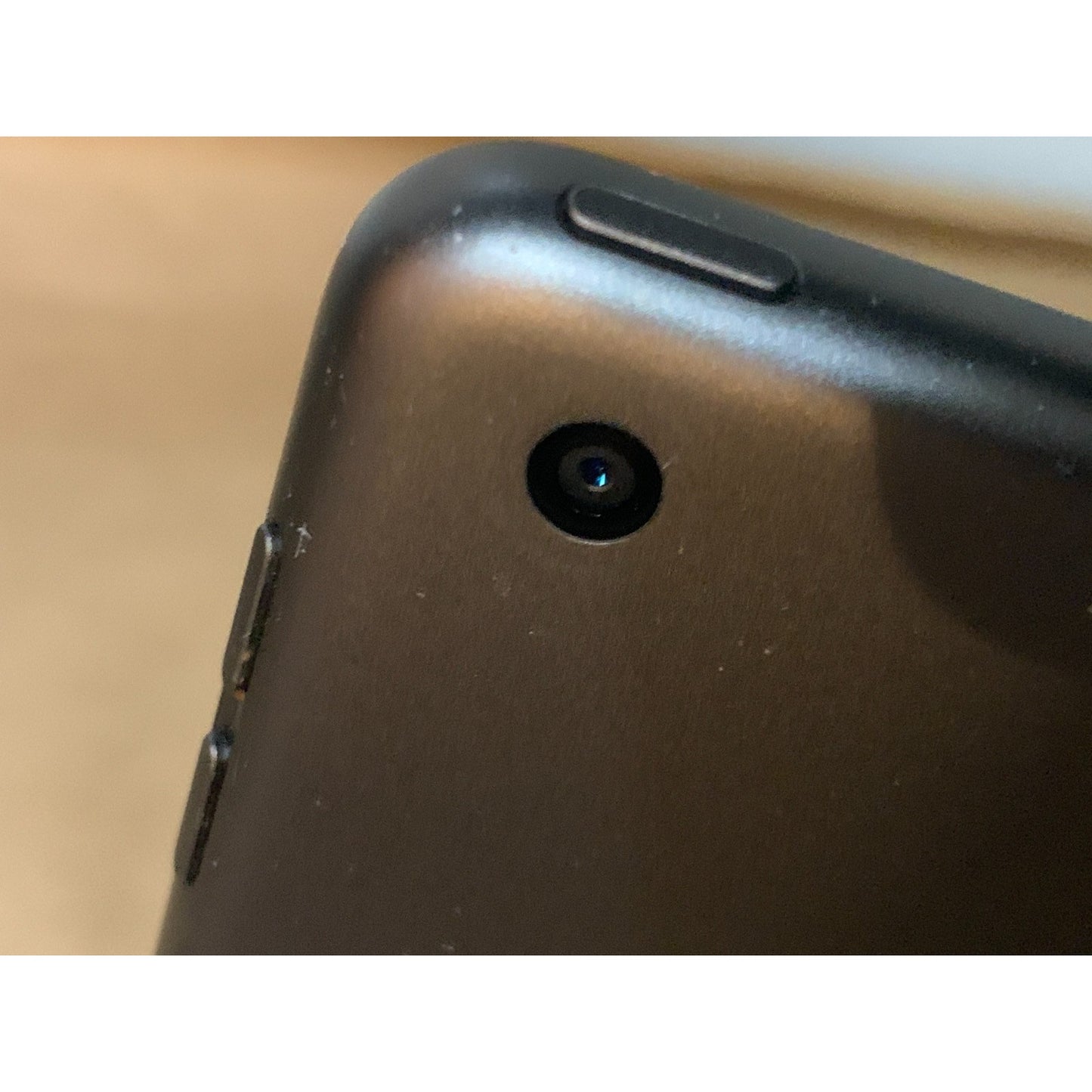 WiFi Only Apple iPad 9th Gen 64GB Space gray MK2K3LL/A