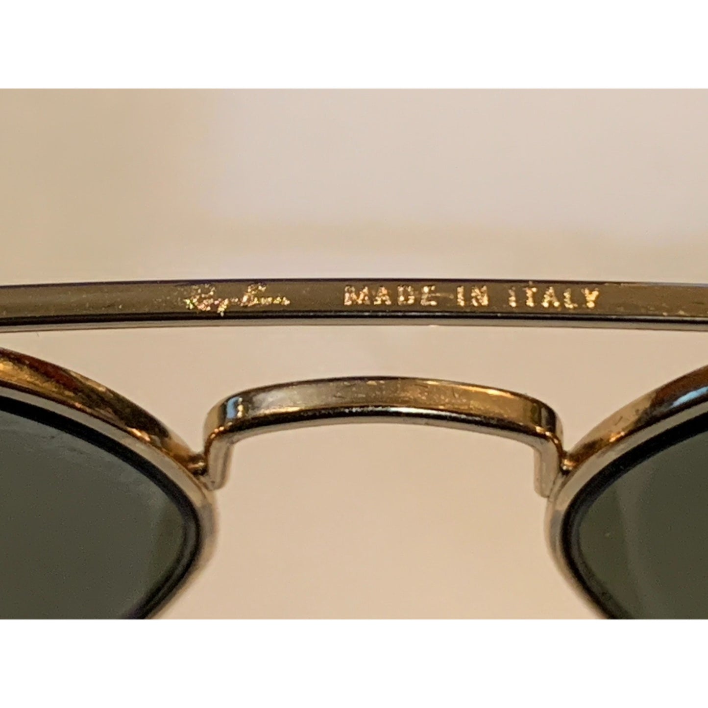 Ray Ban Aviator RB3025 Sunglasses,Gray Gradient Lenses,Unisex.