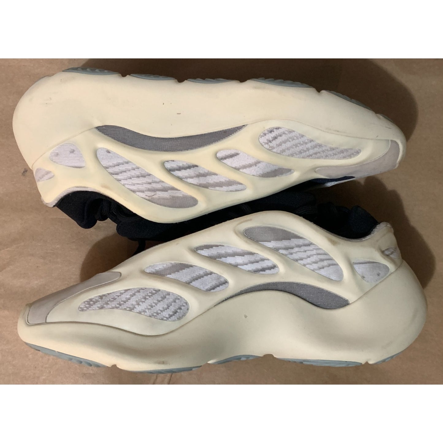 adidas Yeezy 700 V3 Azael Men's Size 7.5