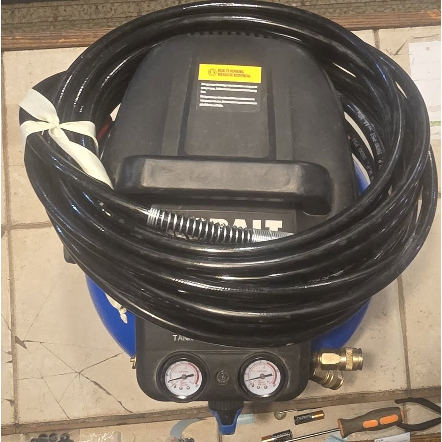 Kobalt 6-Gallon Portable Electric 150 PSI Pancake Air Compressor / 02106410 /