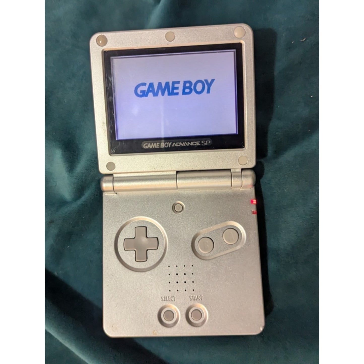 Nintendo Game Boy Advance SP