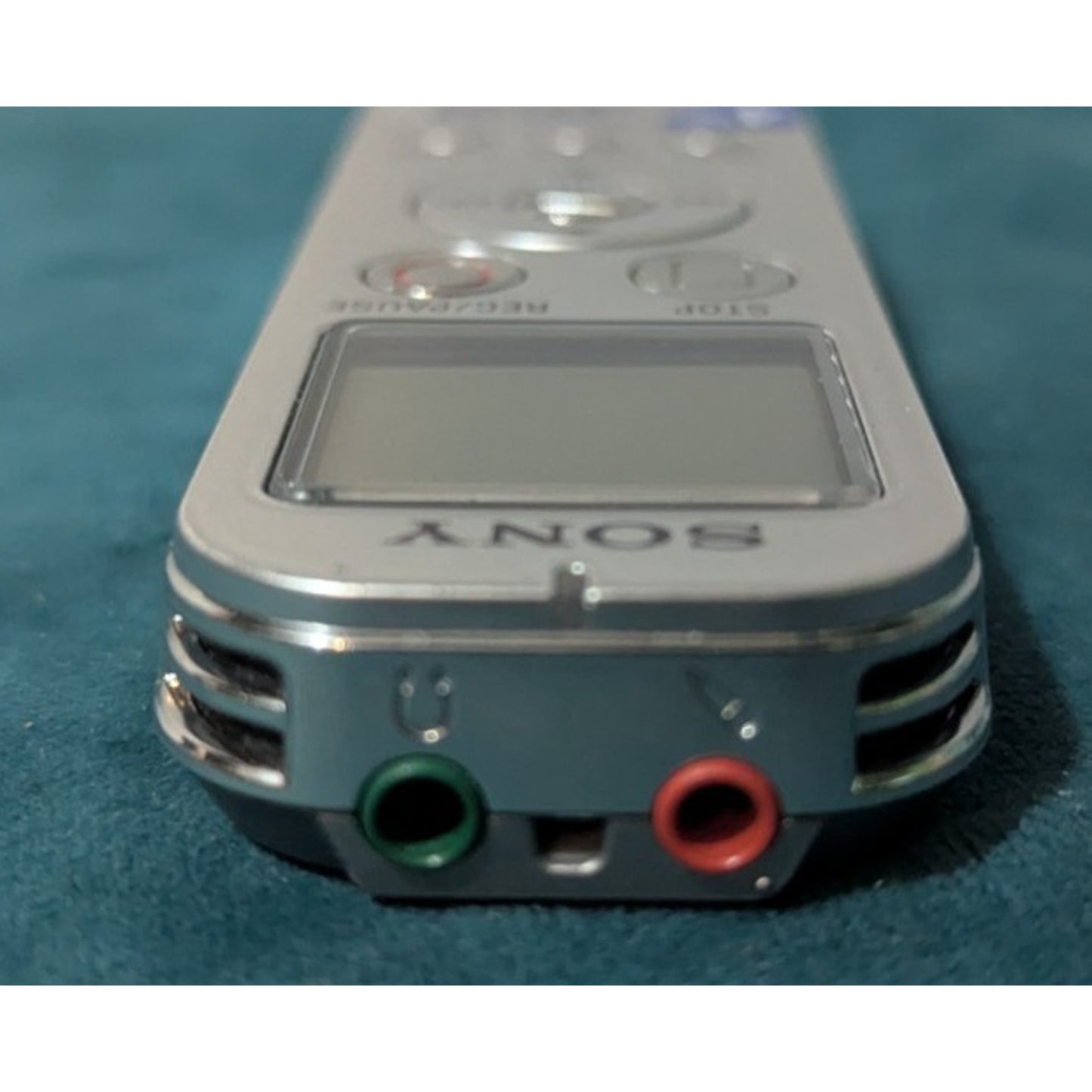 Sony ICD-P520 Digital Voice Recorder 256 MB Flash Memory