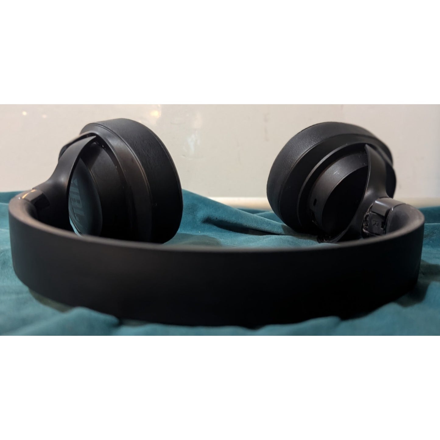 JBL Tune 770NC Noise Cancelling Wireless Headphones