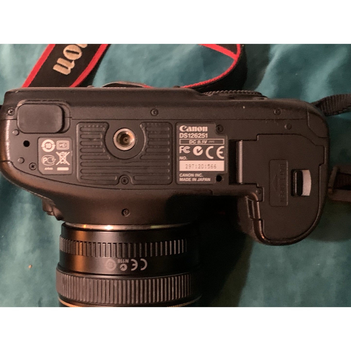 Canon EOS 7D DSLR Camera with 50mm EF 1:1.4 Lens *USED*