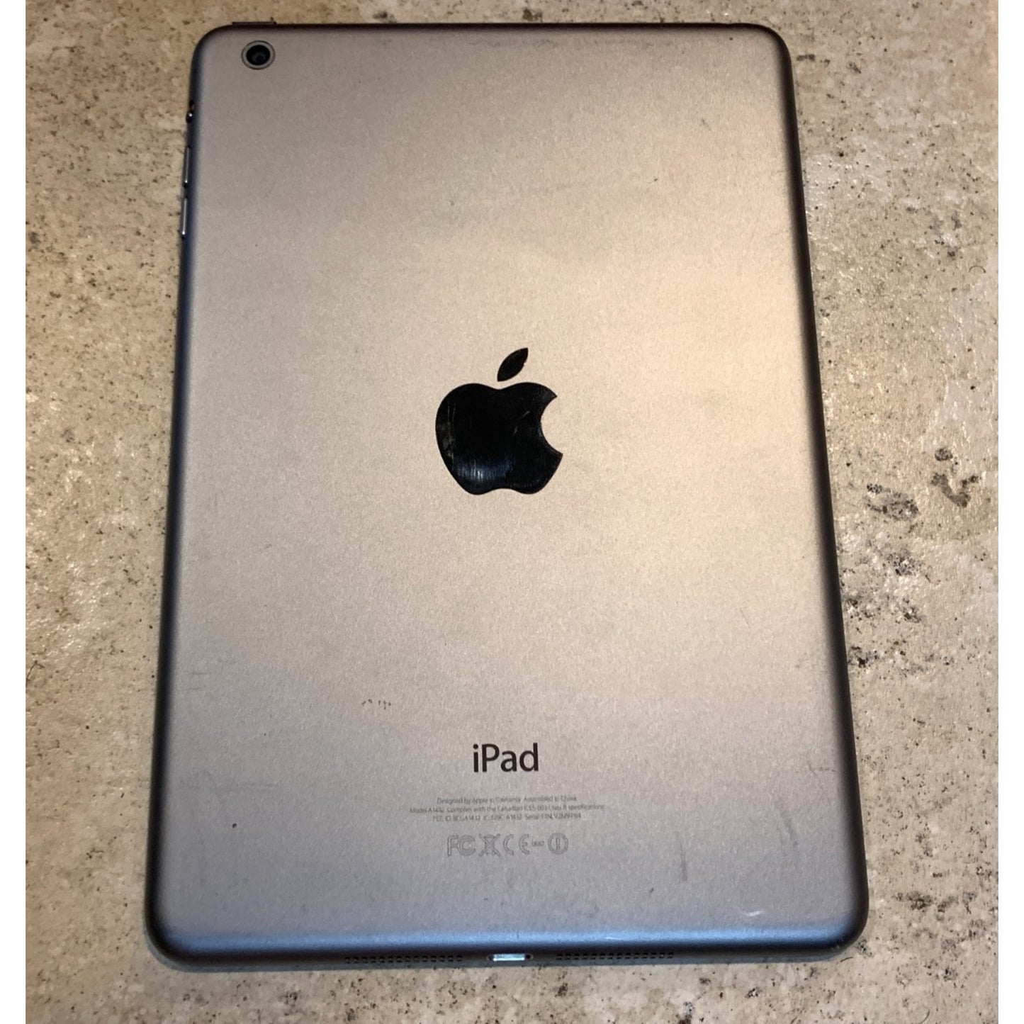 Apple iPad Mini 1st Gen 7.9" 16GB (Wi-Fi Only) Space Gray A1432