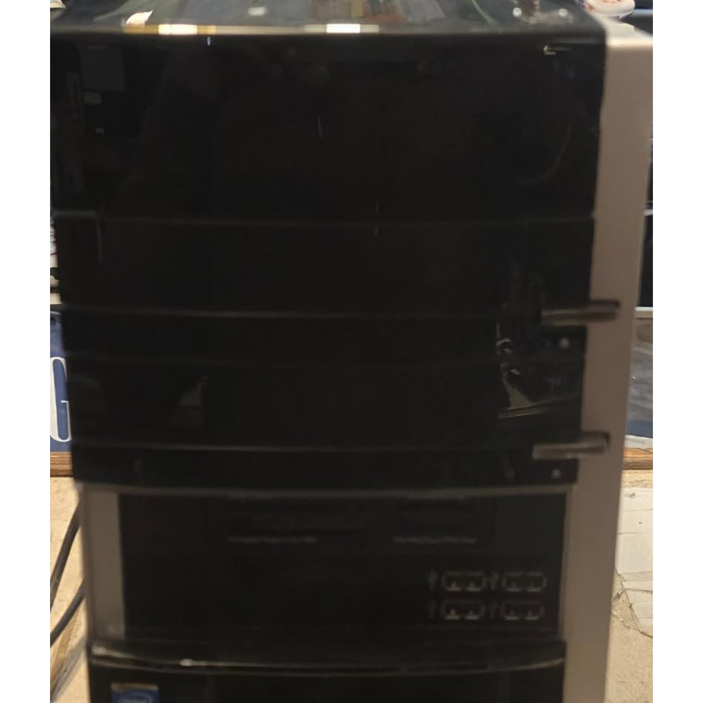 Hp Envy 700-410 Desktop / Intel Core I5-4440 / 2TB HDD / 8GB Ram / Windows 11 /