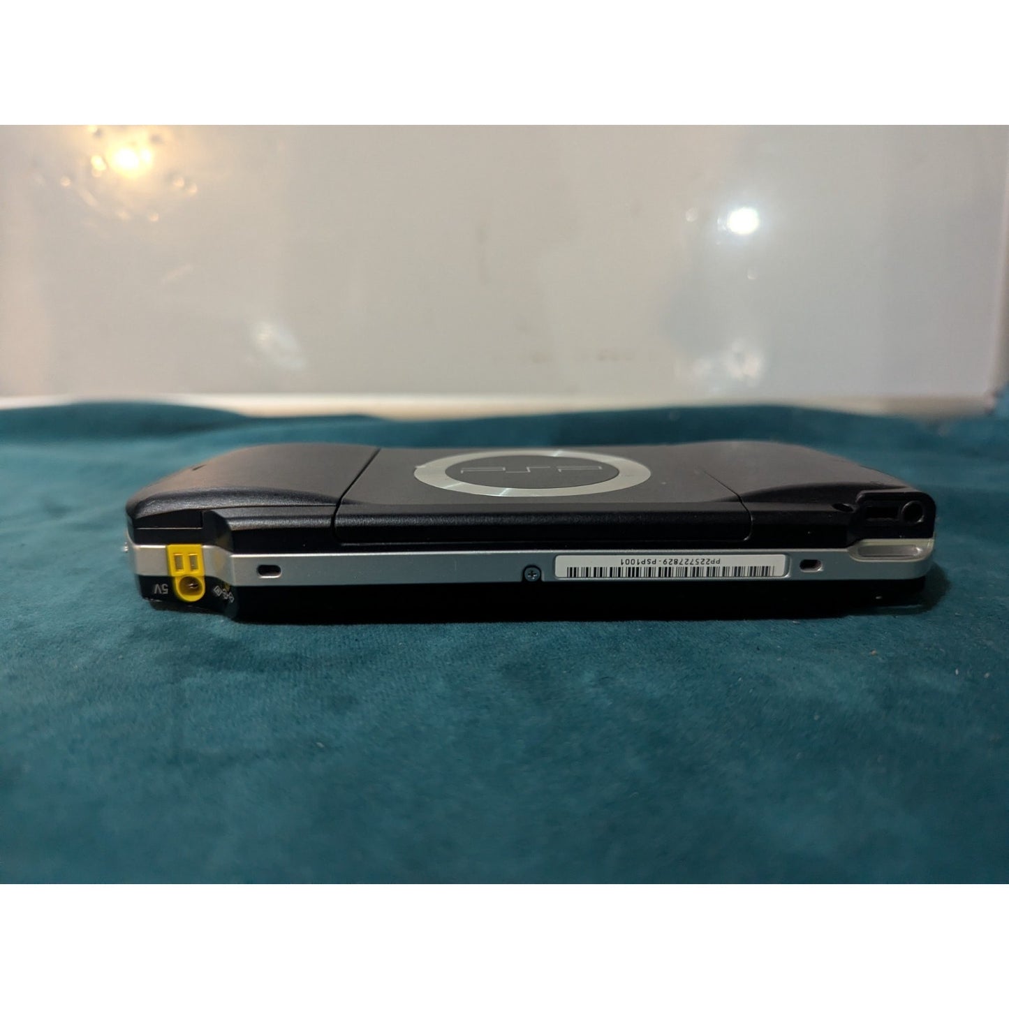 Sony Playstation Portable PSP-1001 Black Console Untested (NO BATTERY)