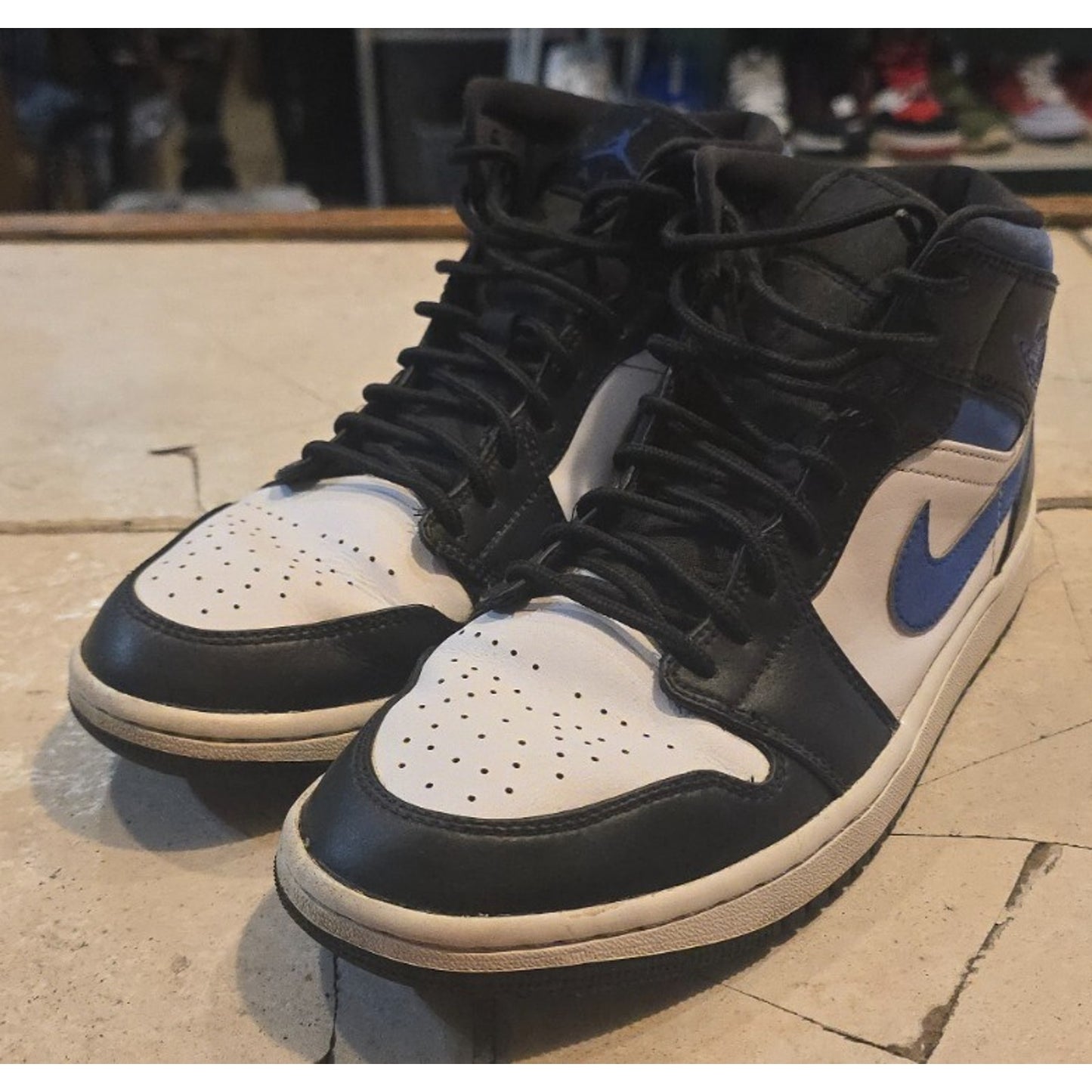Air Jordan 1 Retro High OG – White/Racer Blue/Black – Size 9M