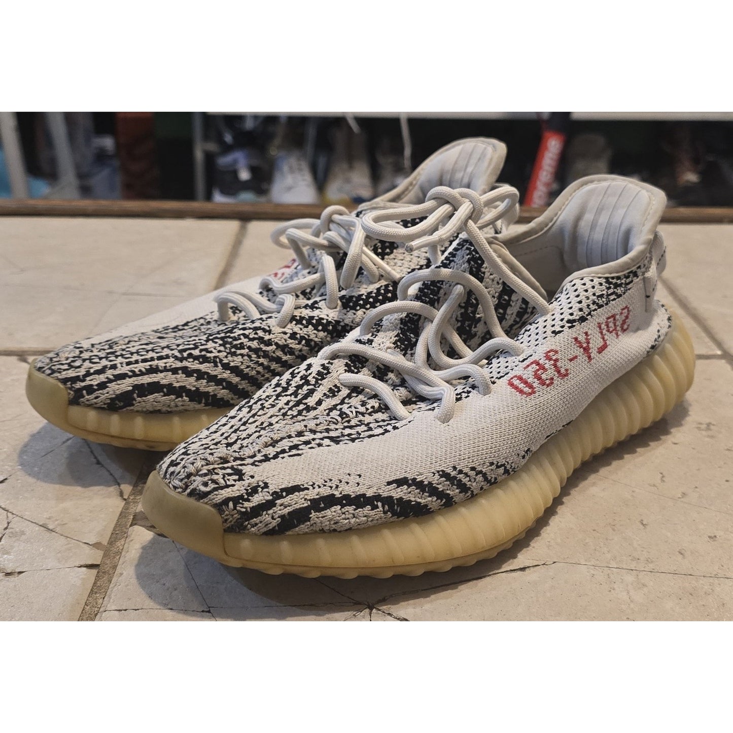 Adidas Yeezy Boost 350 V2 Zebra Gray Shoes / APE 779001 / 9M /