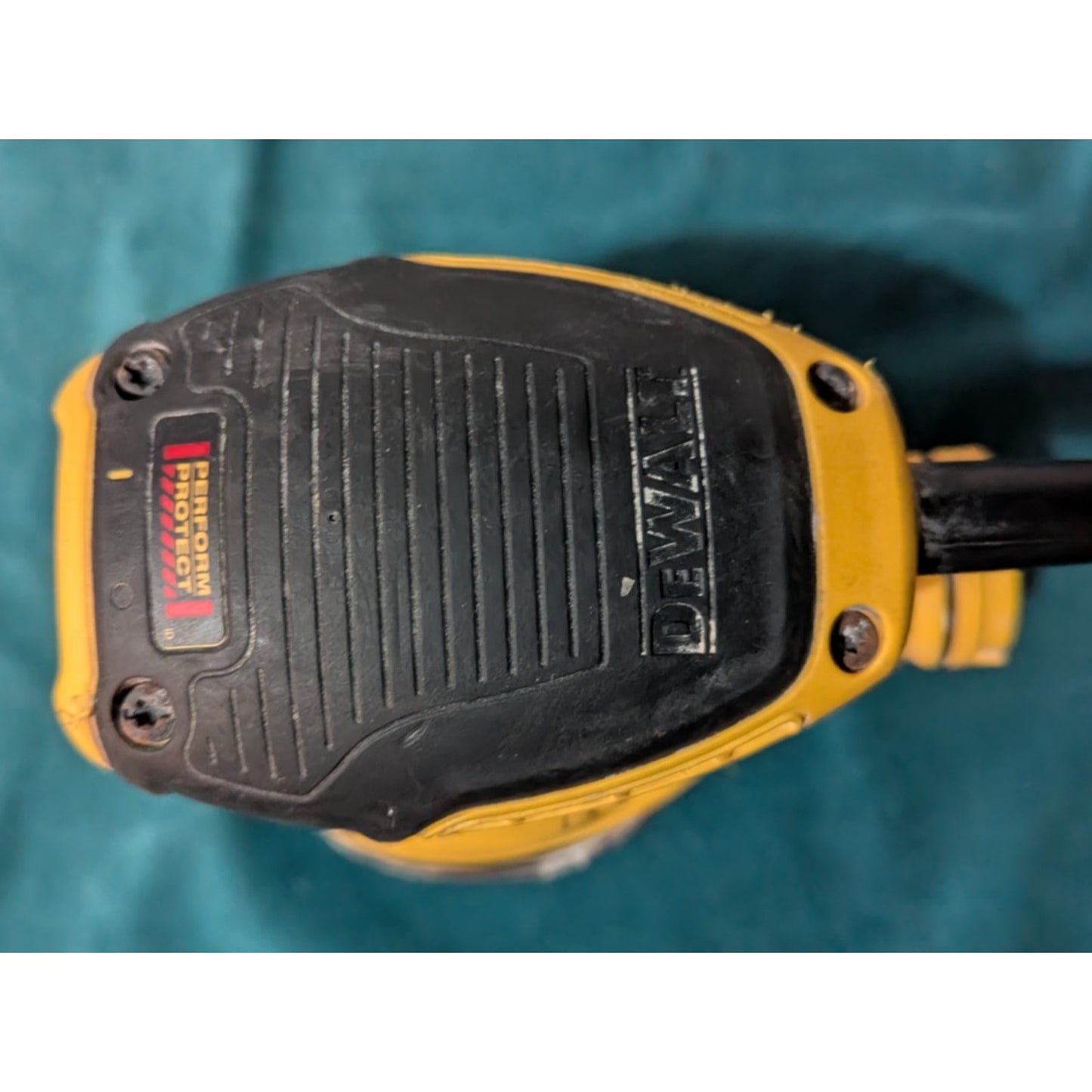 Dewalt 3 Hook & Loop Random Orbital Sander