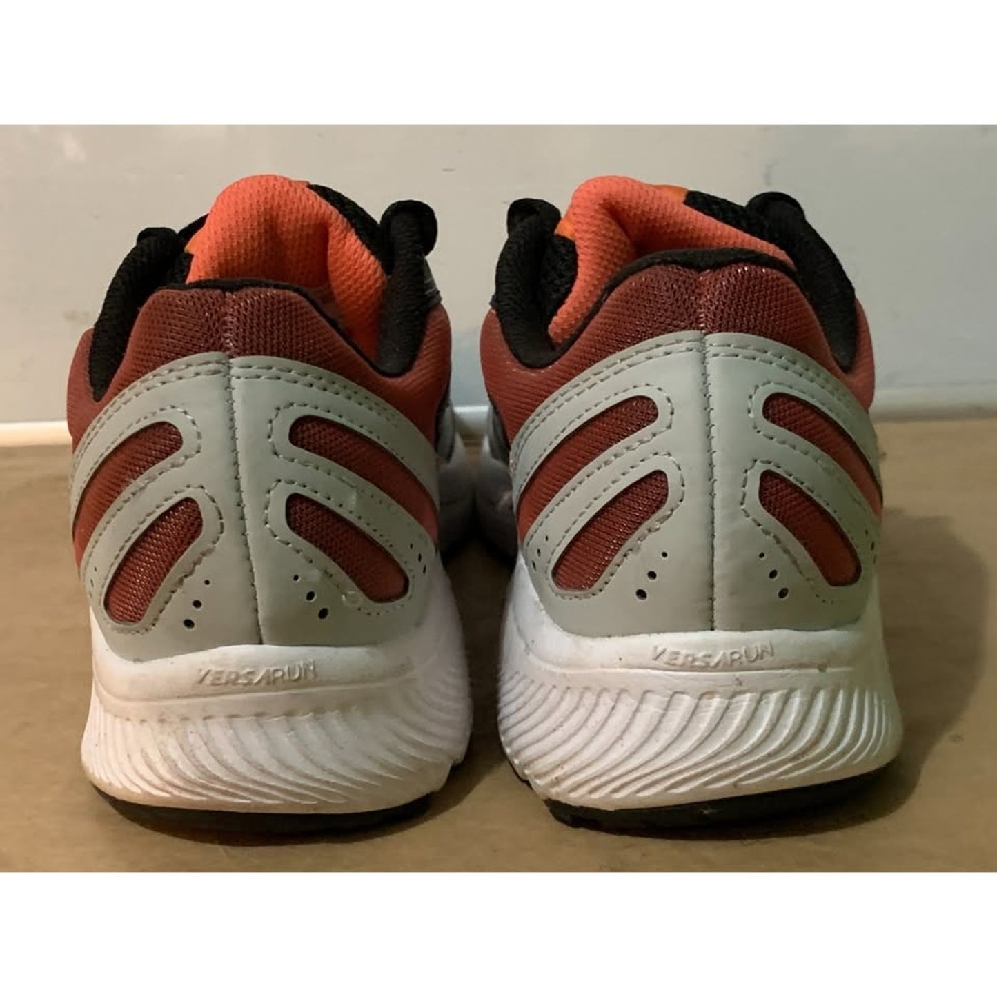 Saucony Womens Cohesion 15 S10701-16 Gray Running Shoes Sneakers Size 9