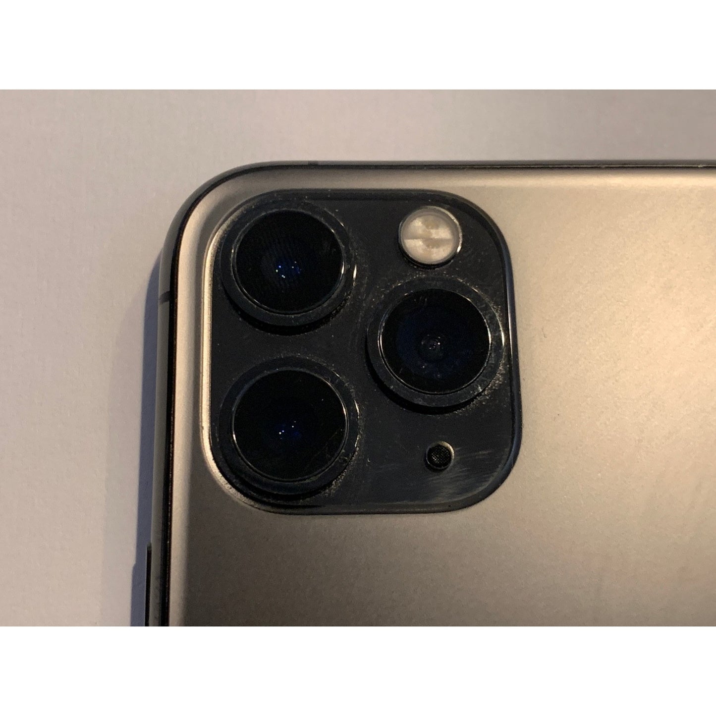 Apple iPhone 11 Pro Max 64GB (AT&T) A2161 Space Gray