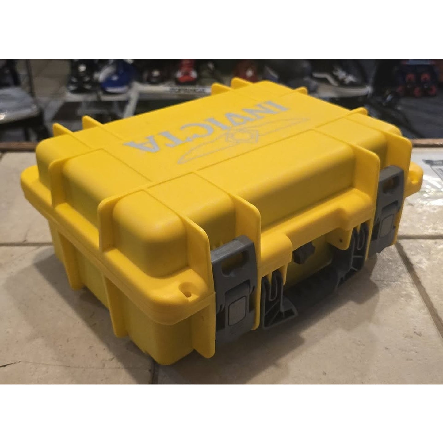Invicta 8 Watch Holder Case