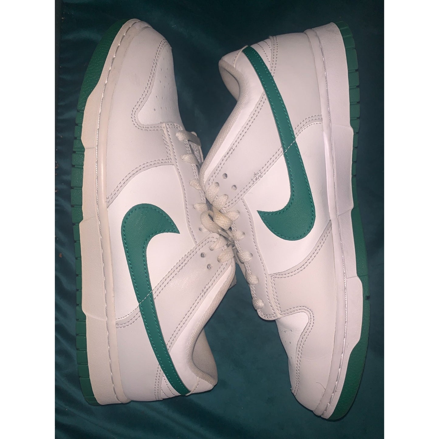 Nike Men's Dunk Low Retro Summit White Malachite Sneakers Size 11 US DV0831-107