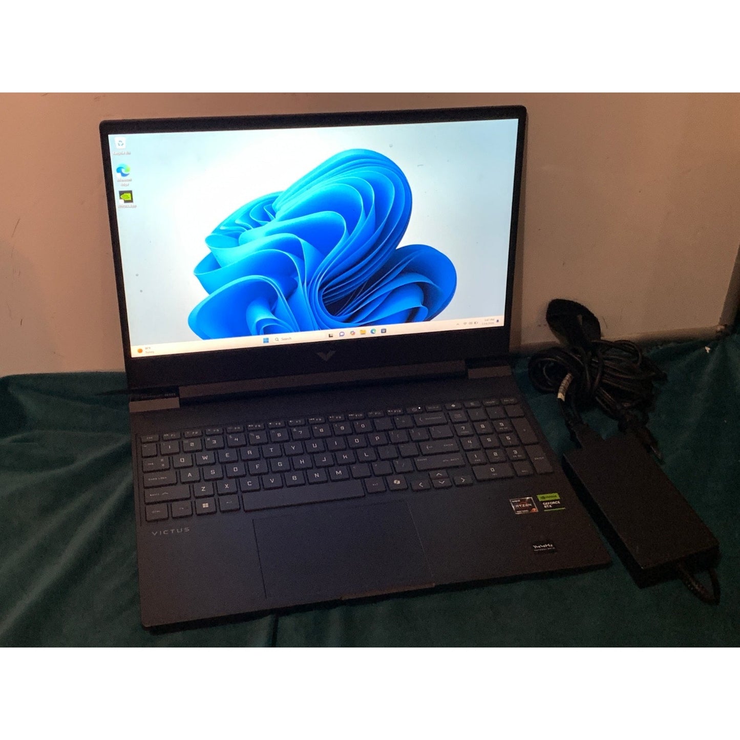 HP Victus 15-FA2089WM 15.6" i5-13420H 2.1GHz 16GB RAM 512GB SSD GeForce RTX 4050