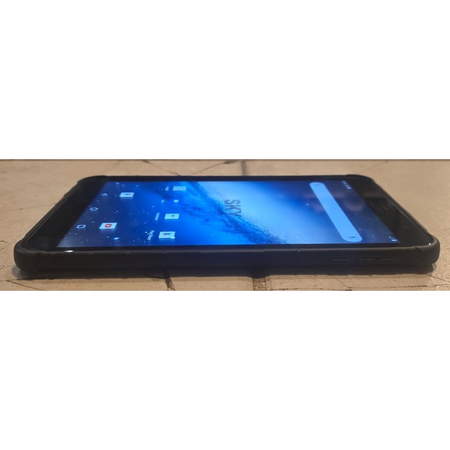 Sky Tab 8 Tablet / 32GB / Wi-Fi /