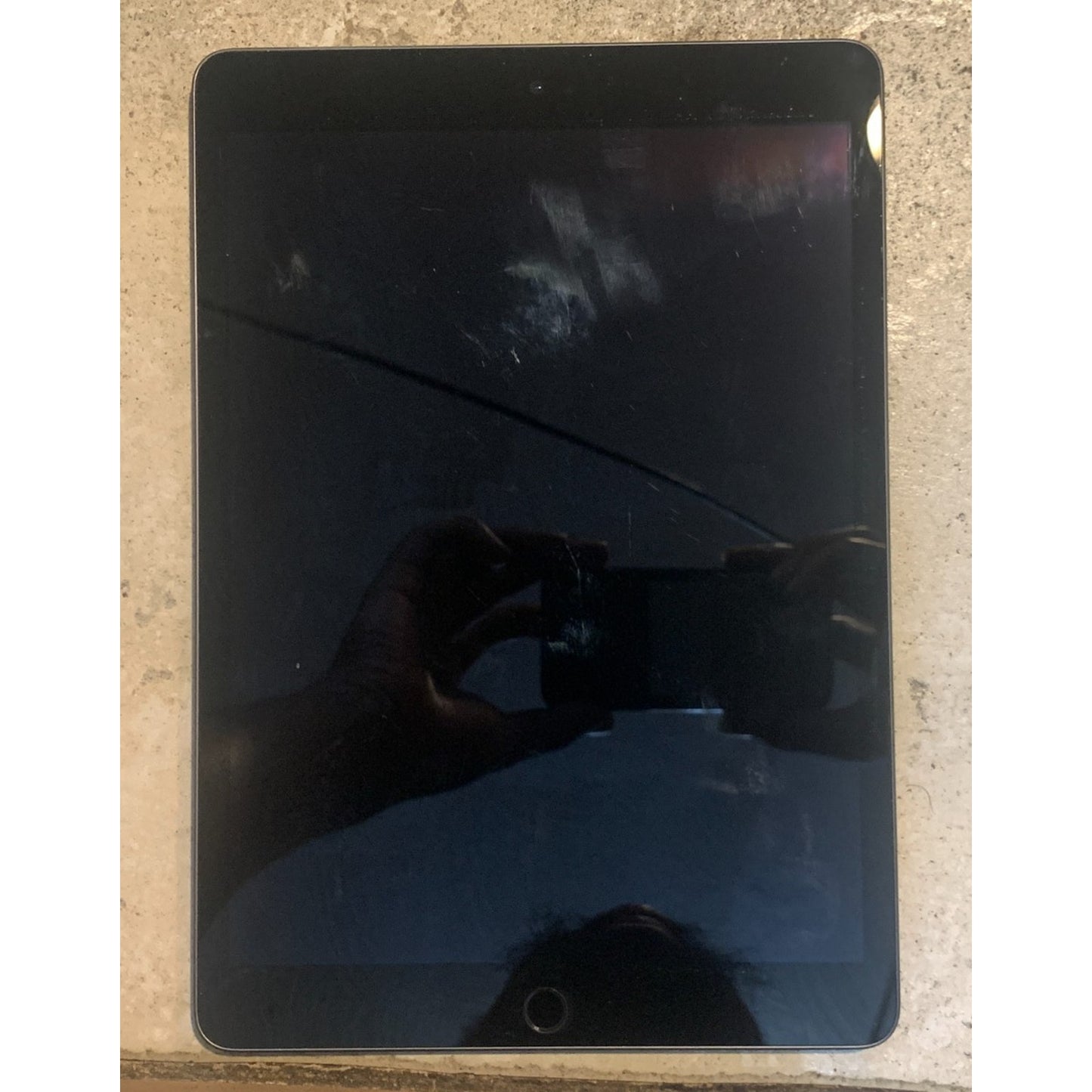 Apple iPad 9th Generation 64GB WiFi A2602 Space Gray MK2K3LL/A