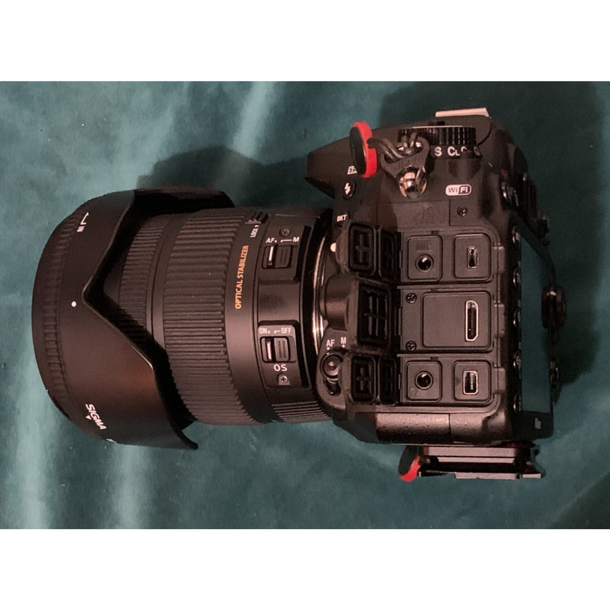 Nikon D7200 DSLR Camera with Sigma 17-50mm