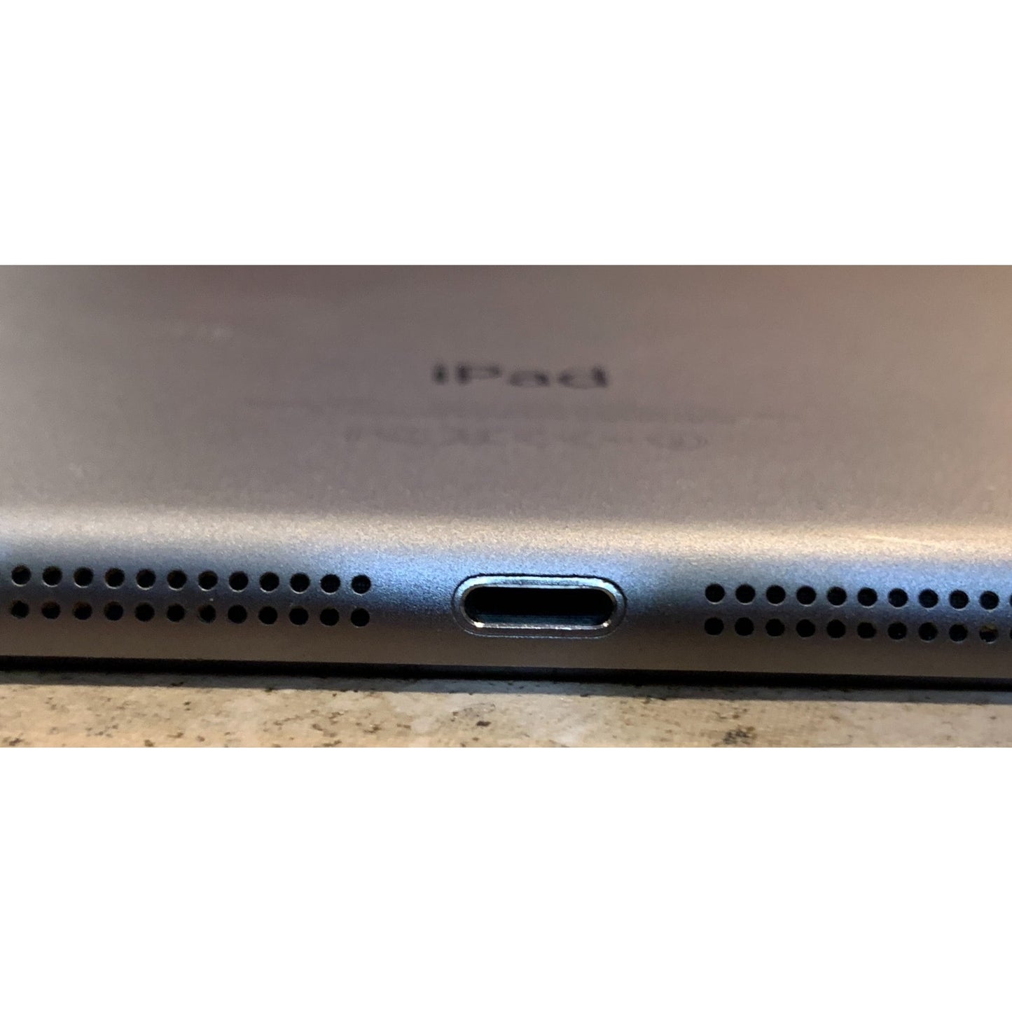 Apple iPad Mini 1st Gen 7.9" 16GB (Wi-Fi Only) Space Gray A1432