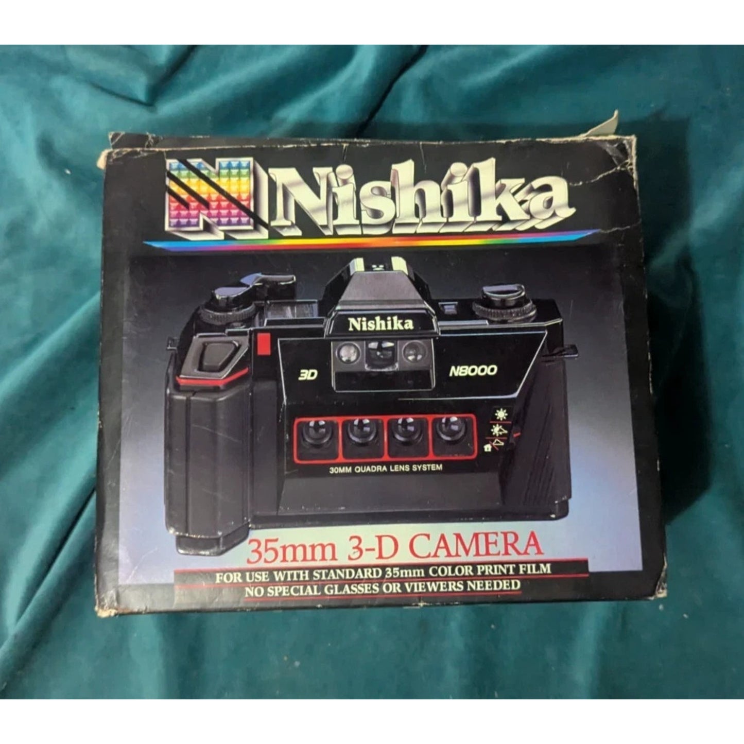 Nishika N8008 3-D 35mm Camera Kit with Accessories