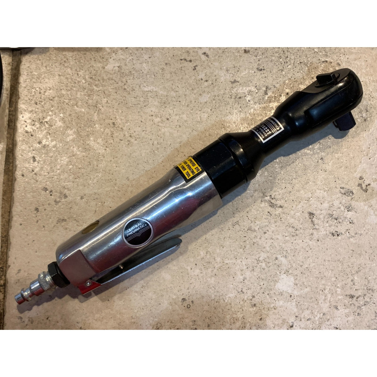 Central Pneumatic 1/2" Heavy Duty Air Ratchet Wrench Model 35227