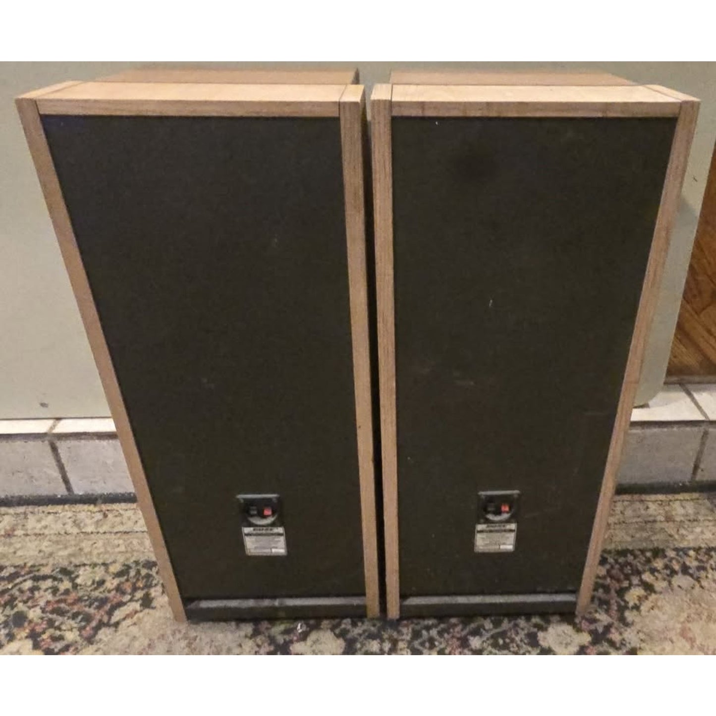 Bose 601 Series III Pair of Vintage Floor-Standing Stereo Speakers
