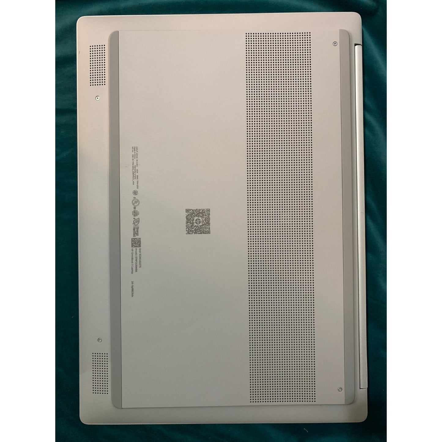 HP OmniBook 3 16" Touchscreen Laptop, AMD Ryzen 5 40 (2025), 8GB ram, 256 gb Ssd