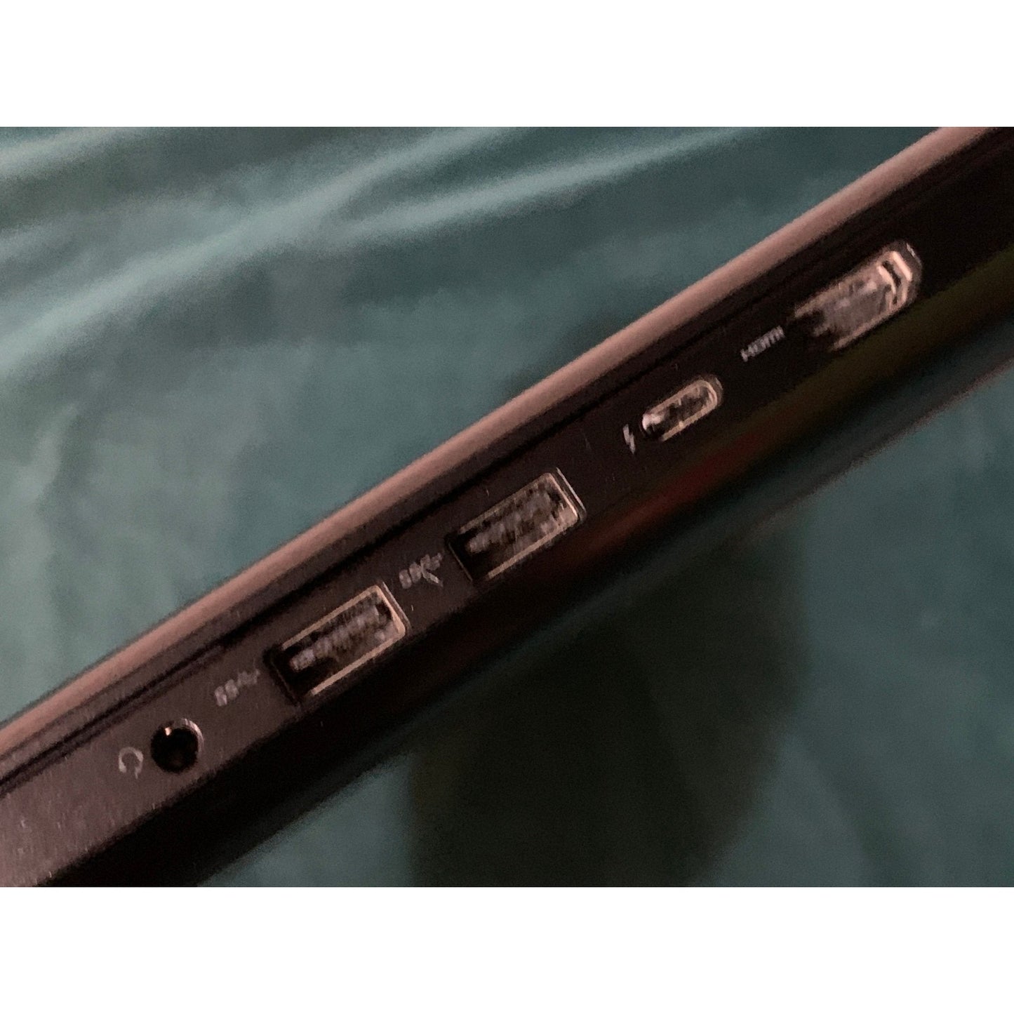 Dell G5 15-5587 15.6" i7-8750H 2.2GHz 128GB SSD 1TB HDD 8GB DDR4 Laptop