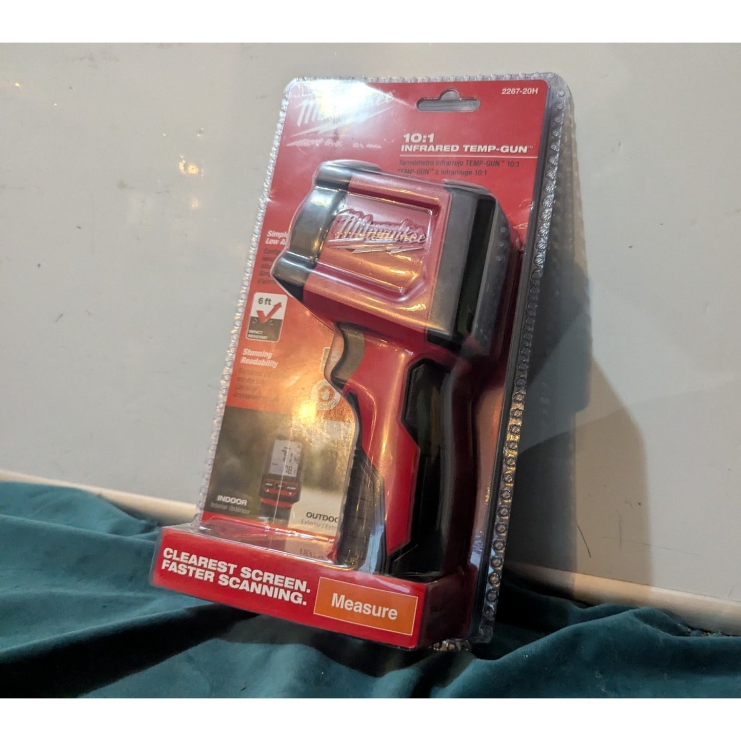 Milwaukee 2267-20H Infrared 10:1 Thermometer - Red