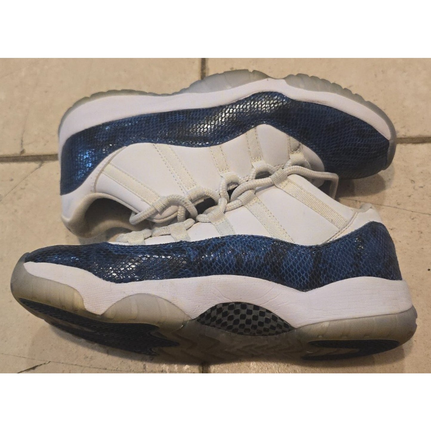 Nike Air Jordan 11 Retro Low Snakeskin Navy Mens 12 CD6846-102 Sneakers 2019