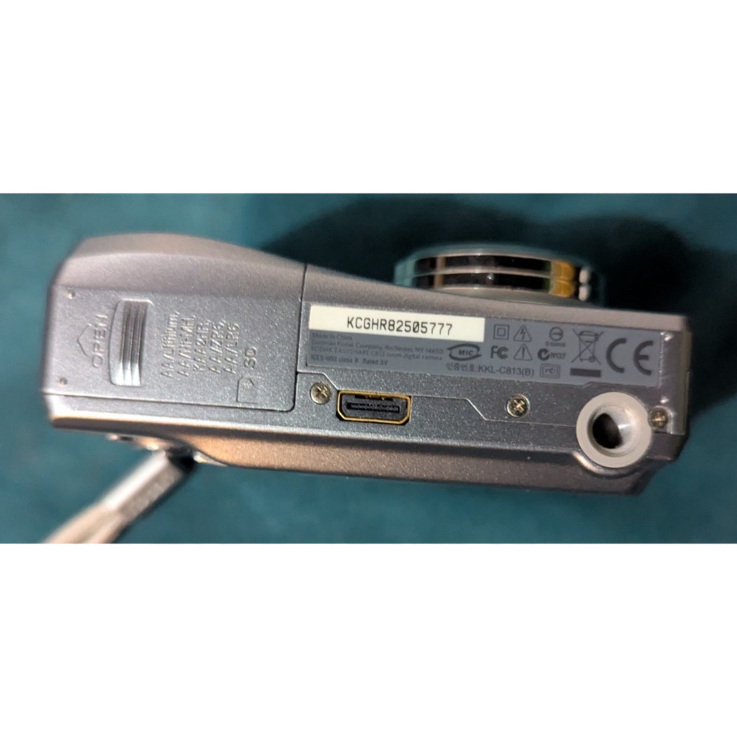 Kodak EasyShare C813 Silver 8.2 MP 3xOptical Zoom Digital Camera