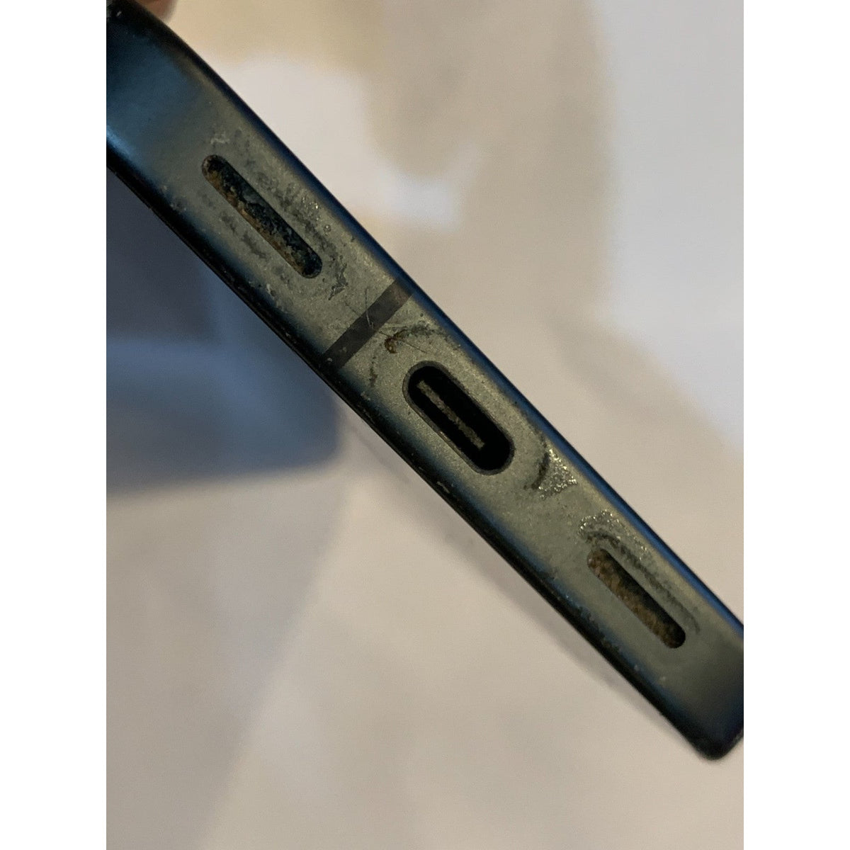 Google Pixel 10 GLBW0 Xfinity 128GB Obsidian (CRACKED SCREEN!!)