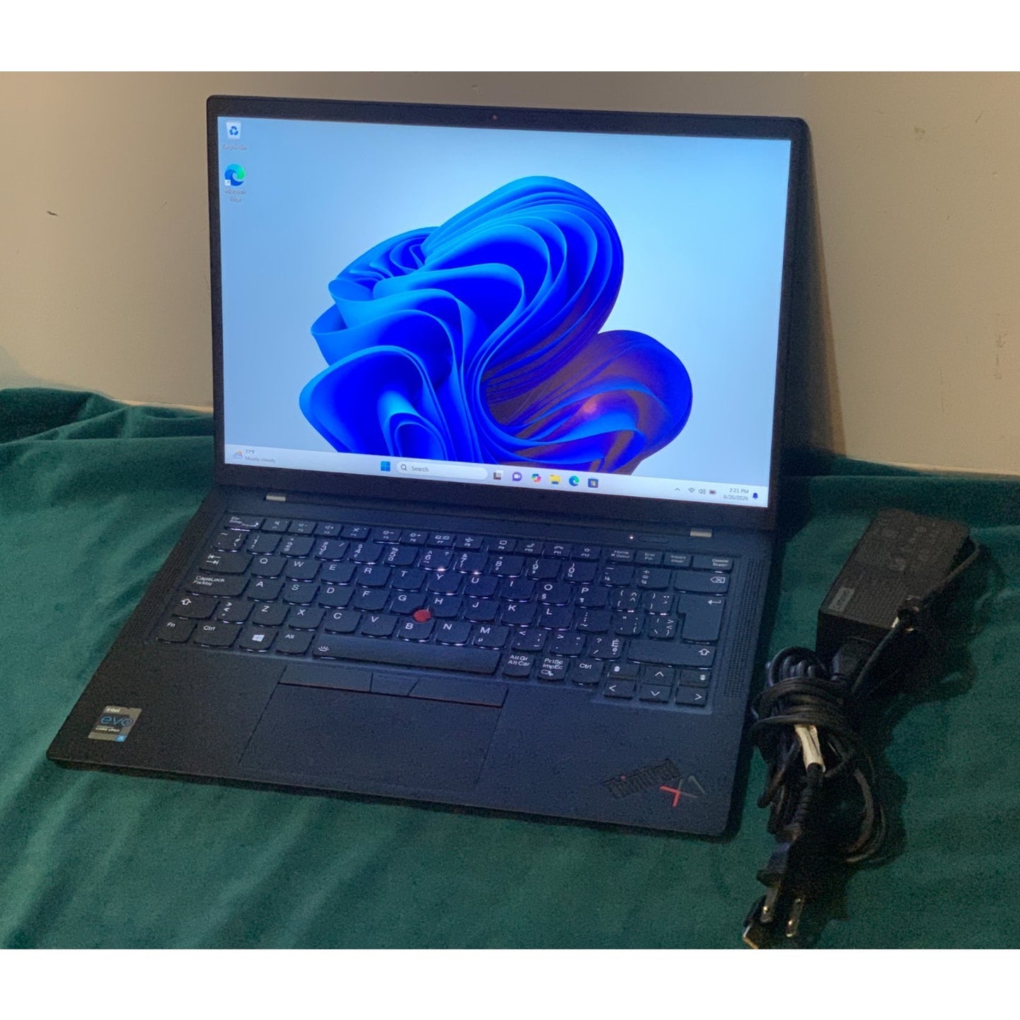 Lenovo ThinkPad X1 Carbon Gen 9, i5-1145G7, 16GB, 1TB SSD, Win 11
