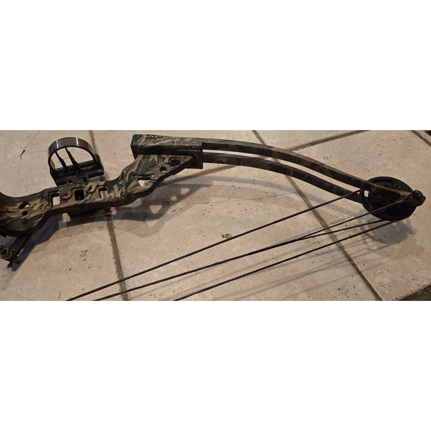 Vintage Golden Eagle Compound Bow Falcon Draw Weight 50-70lbs with Case
