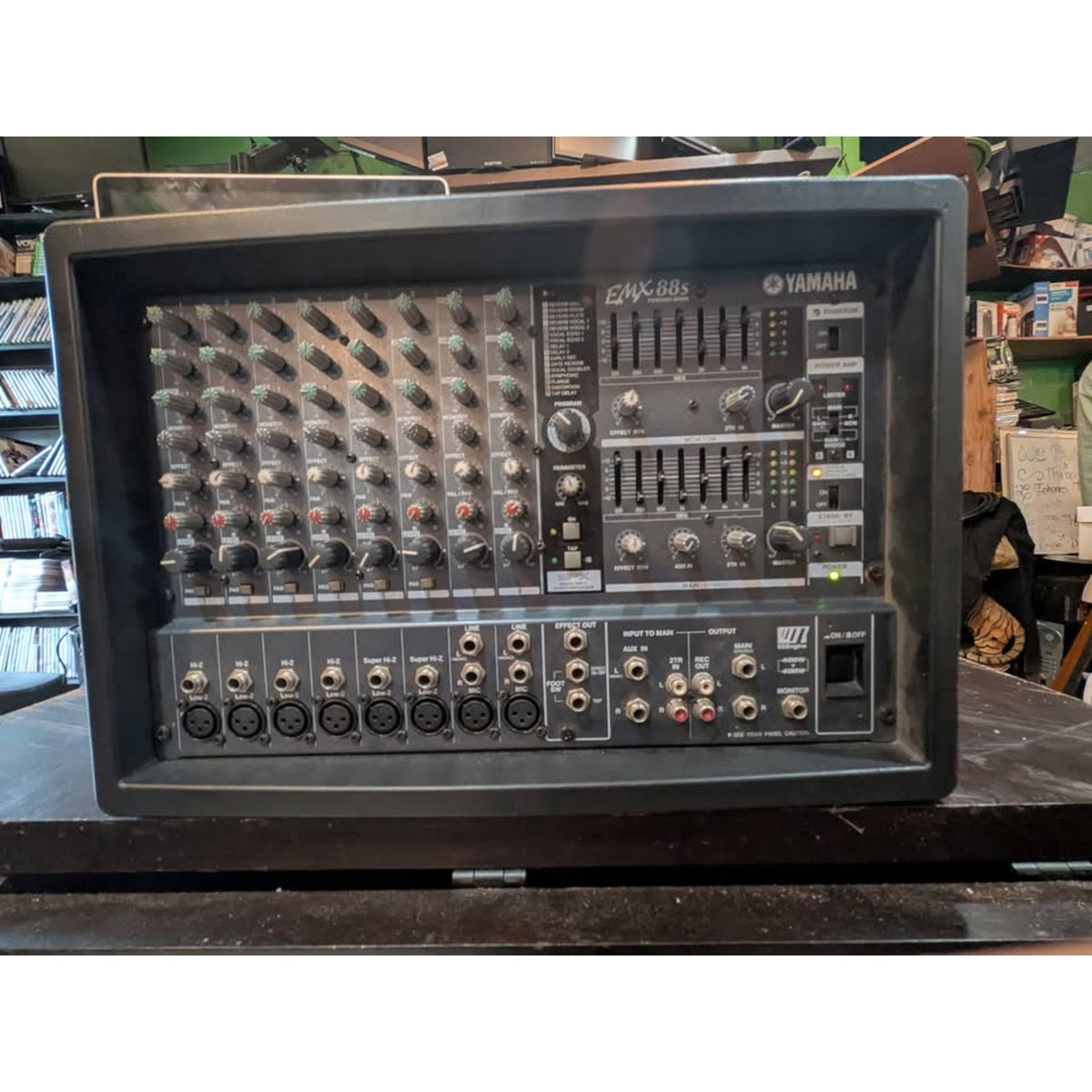 Yamaha EMX88s Powered Mixer / JN01362