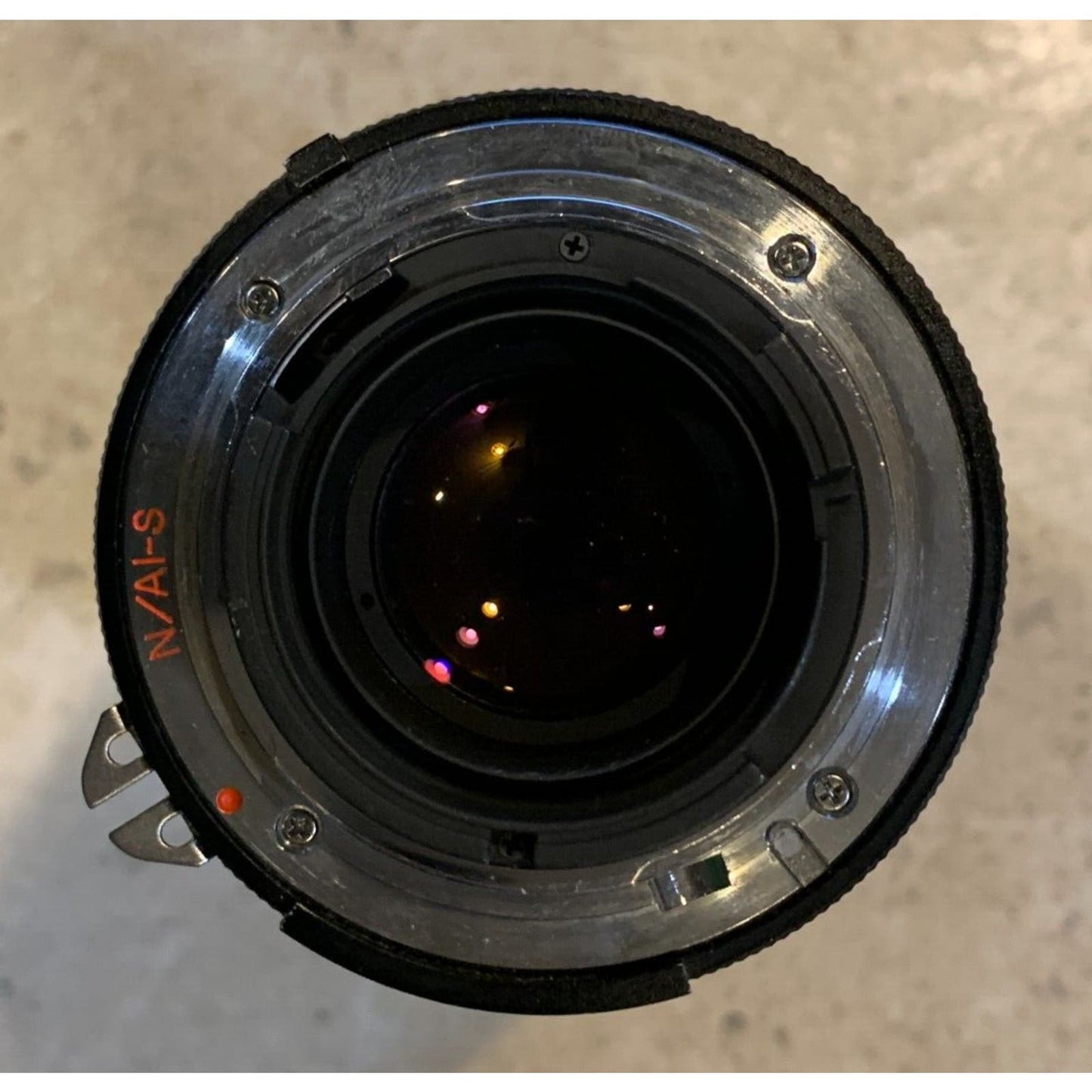 Vivitar 35-200mm 1:3.0-4.5 MC Macro Focusing Zoom Lens