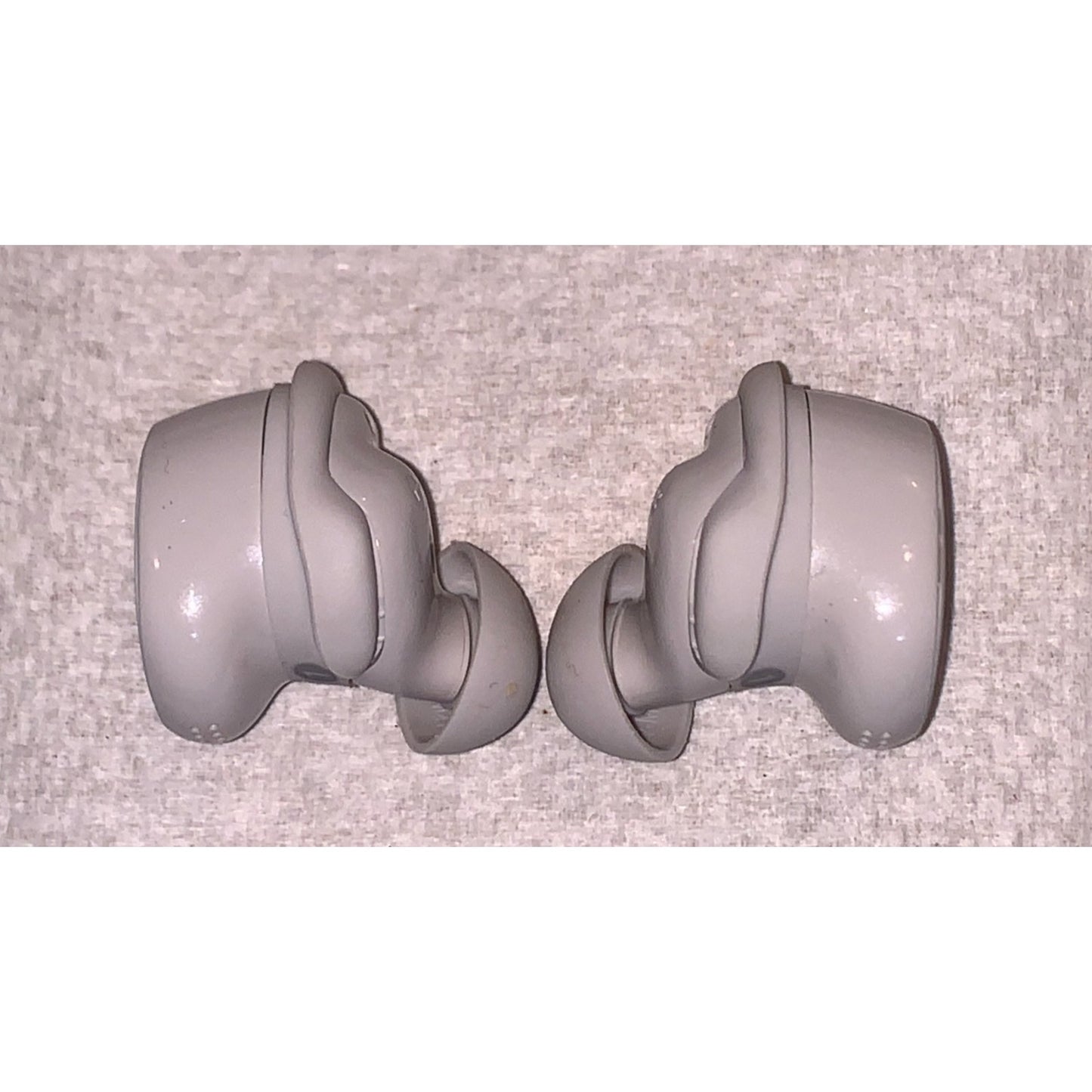 Bose QuietComfort Wireless Bluetooth Active Noise Cancelling Earbuds White Smoke