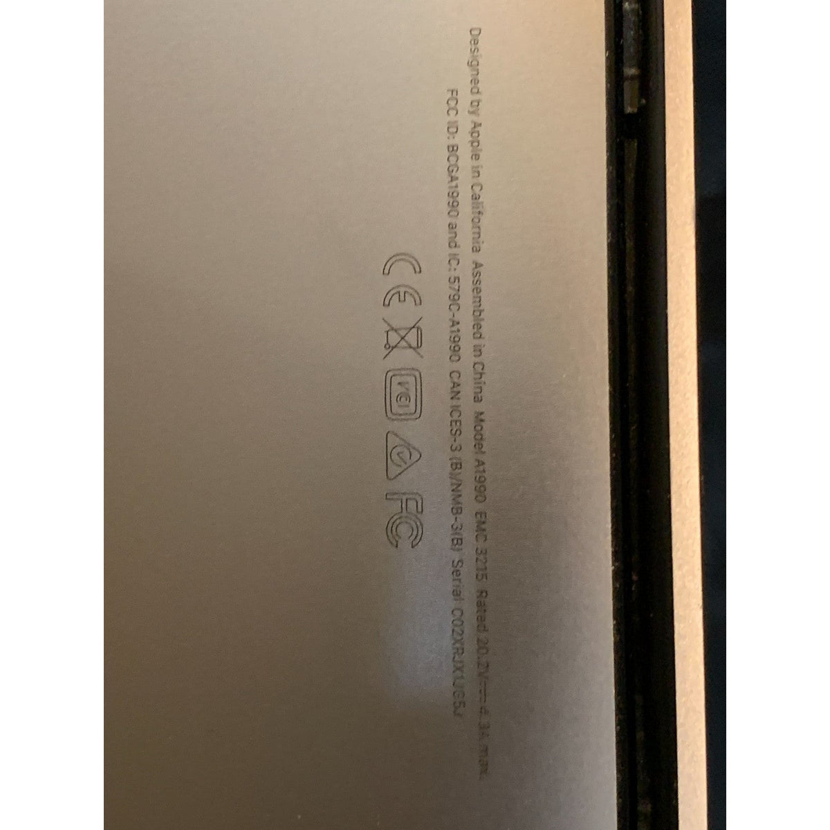 2018 Apple MacBook Pro 15" i7 2.8GHz 16GB RAM 512GB SSD Silver A1990