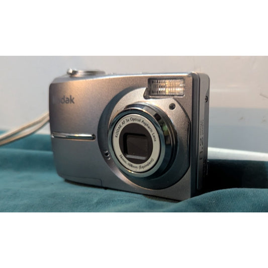 Kodak EasyShare C813 Silver 8.2 MP 3xOptical Zoom Digital Camera