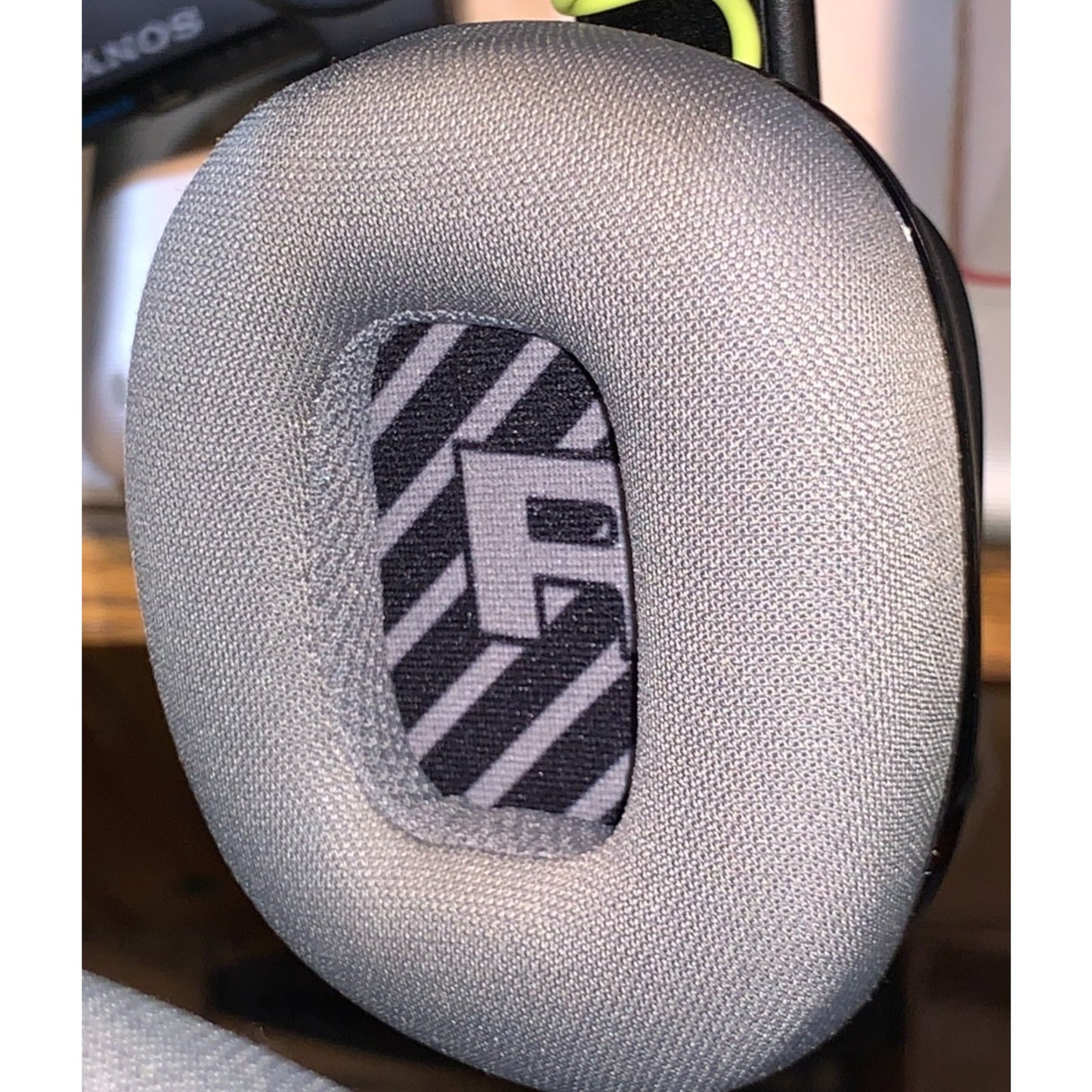 Logitech G Astro A10 Gen 2 Cross-Platform Wired Gaming Headset PS5 Xbox S|X PC